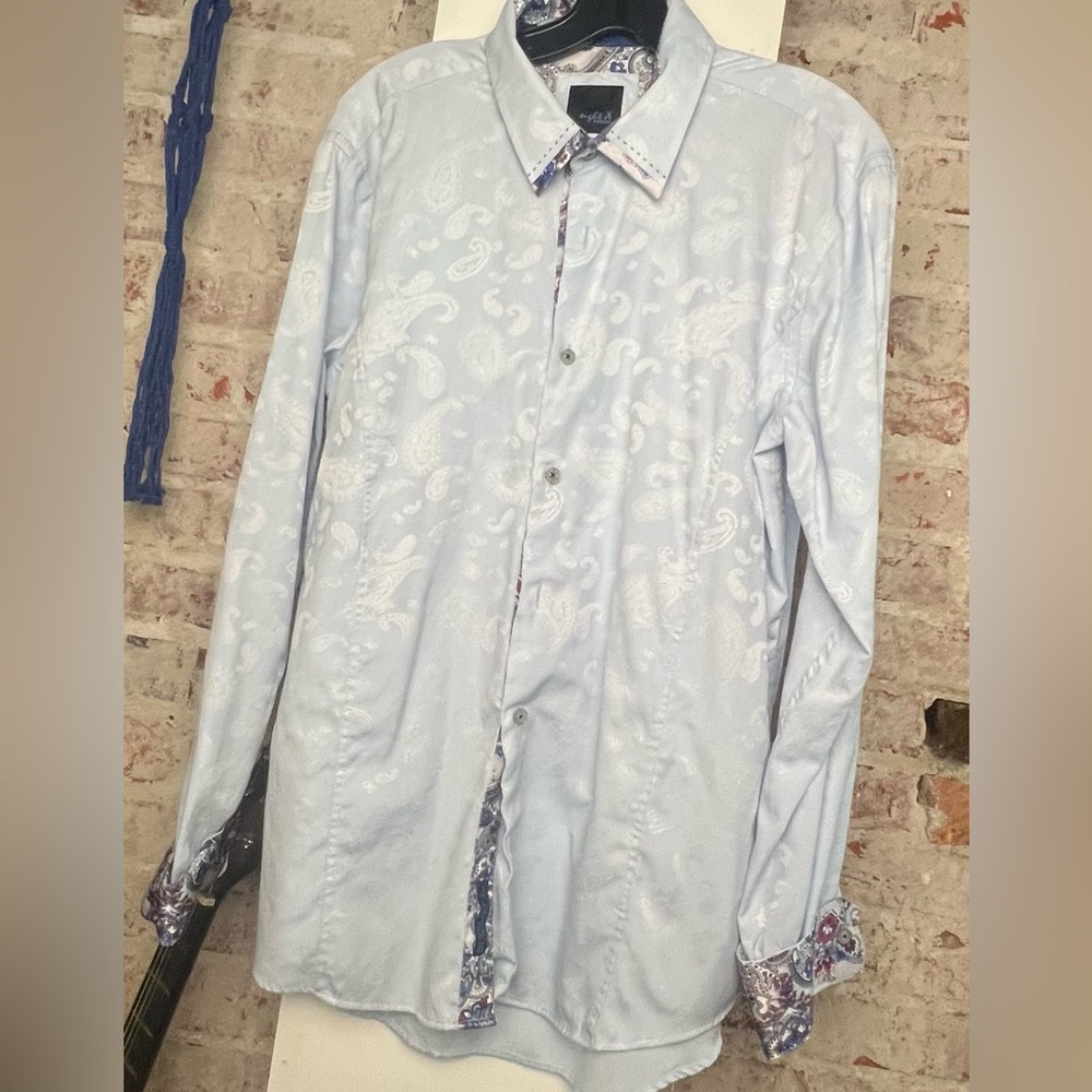Men’s Eight-X dress shirt.